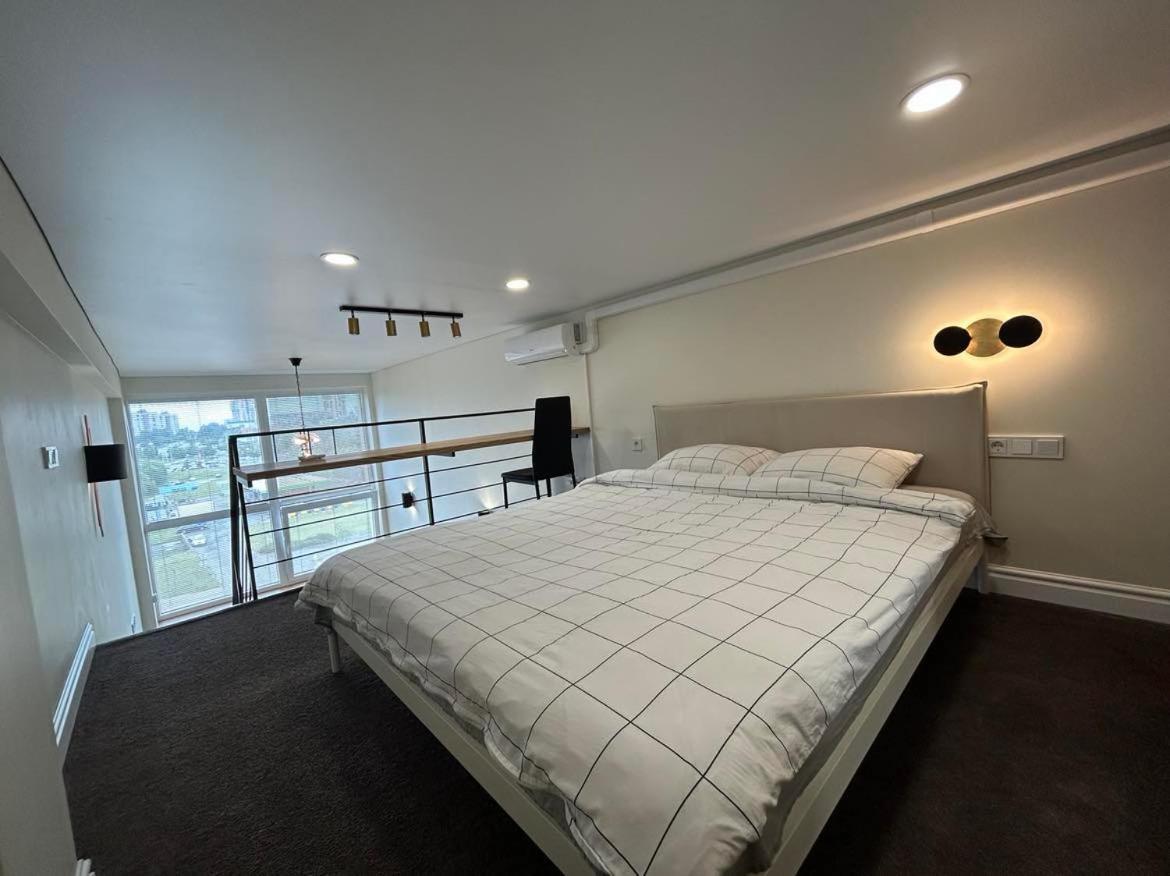Stylish&Cozy Loft Zuvedra Near City Center Вильнюс Экстерьер фото